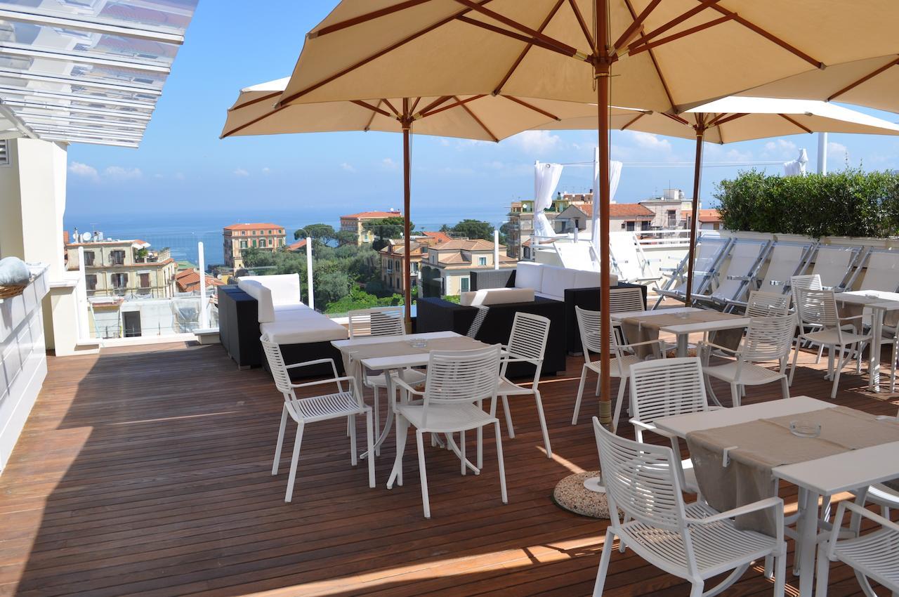 Hotel Plaza Sorrento Exterior photo