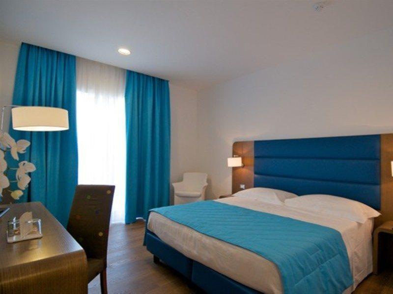 Hotel Plaza Sorrento Exterior photo
