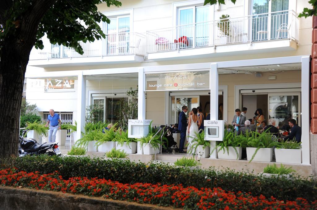 Hotel Plaza Sorrento Exterior photo